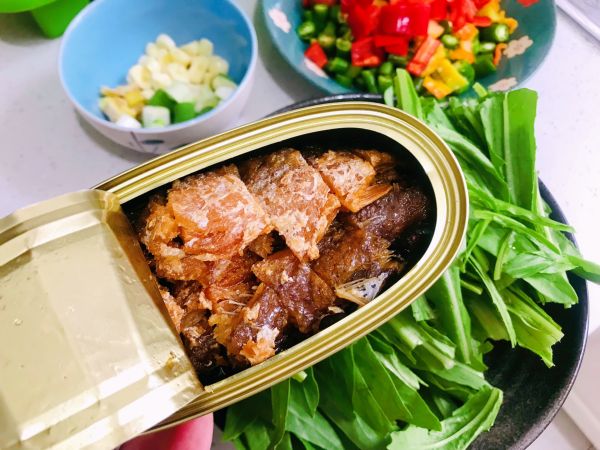 豆豉鲮鱼油麦菜