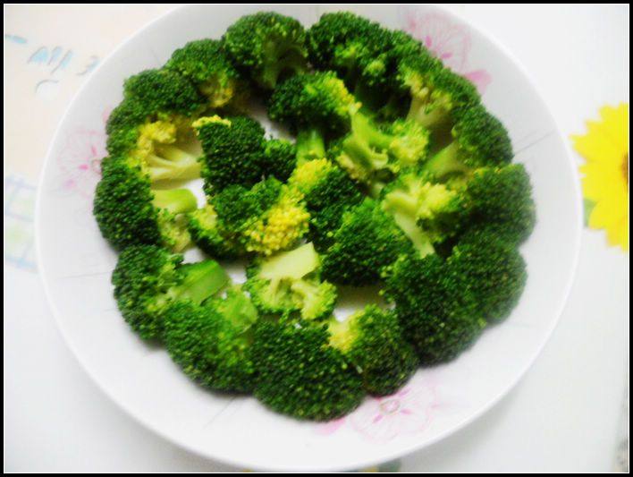 凉拌木耳西兰花,活血养颜的佳品!