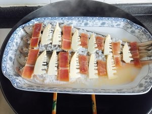 酒酿蒸刀鱼的做法