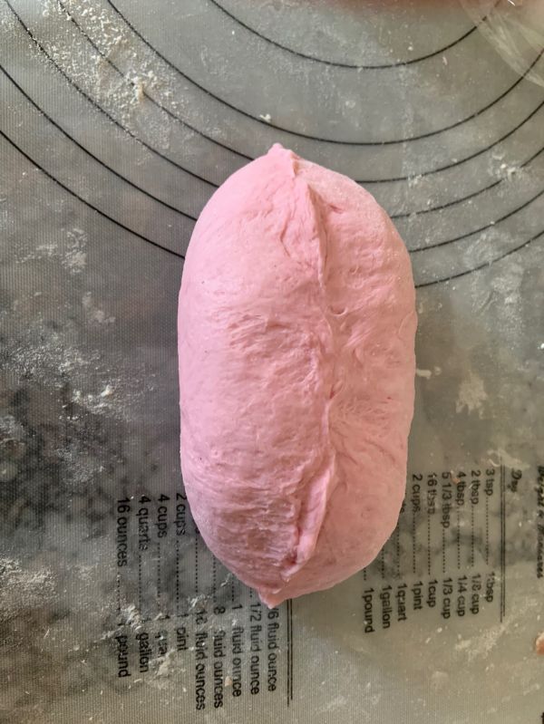 火龙果麻薯芋头欧包