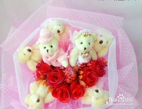 如何选择女友的生日礼物?