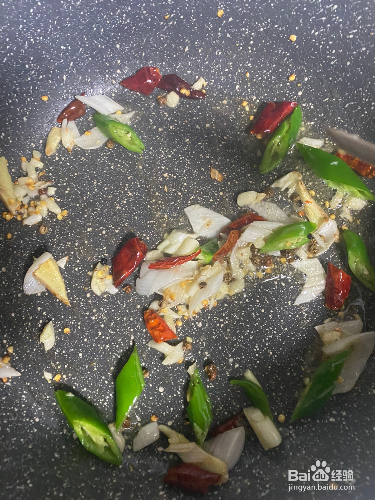 鸭血肥牛宽粉的做法