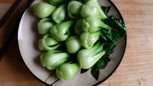 红烧排骨腊味双拼煲仔饭