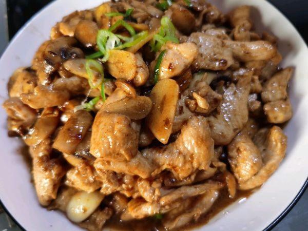 蒜香口蘑炒鸡肉