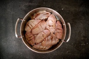 南瓜蛋黄焗鸡翅的做法