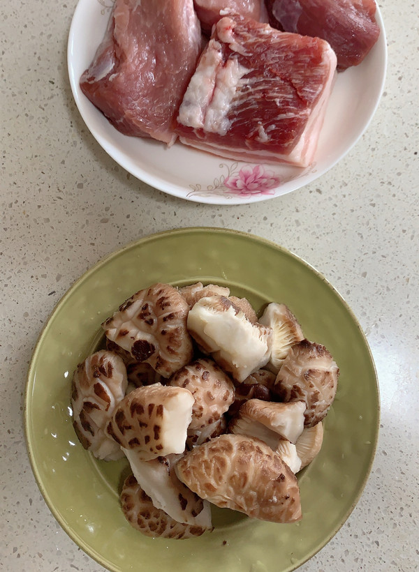 花菇猪肉白菜馅饺子