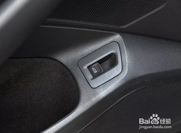 迈腾后备箱开启、关闭方式有哪些
