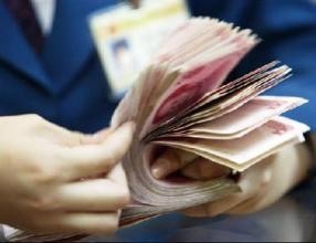 快递小哥月入8000元 如何投资理财