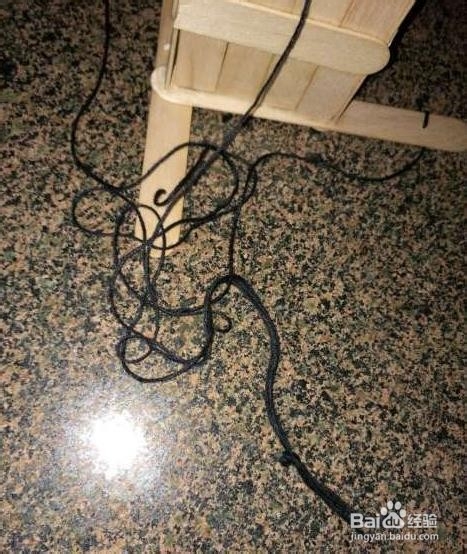 手工制作--雪糕棍吊饰花圃