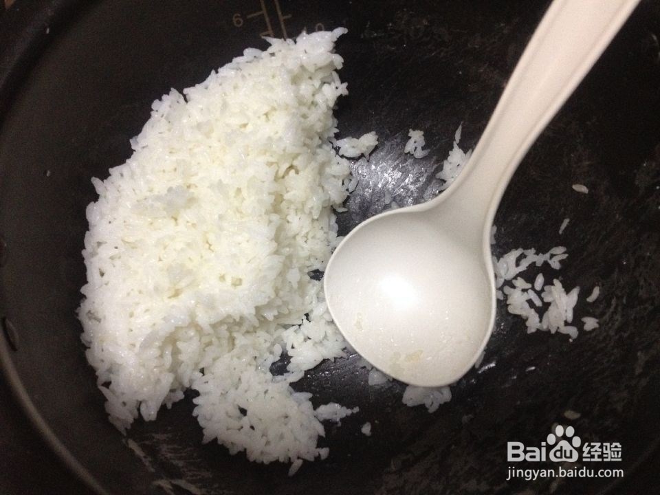 怎样制作好吃的蛋炒白米饭
