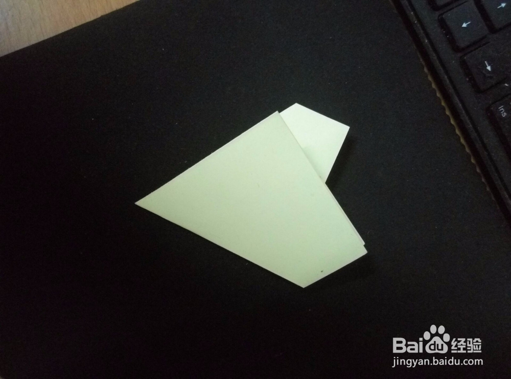 如何快速剪出一朵好看的雪花