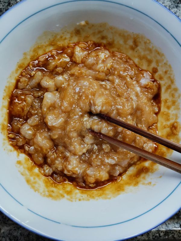 龙利鱼韭菜水饺