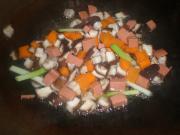 怎样自制黄金豆腐煲