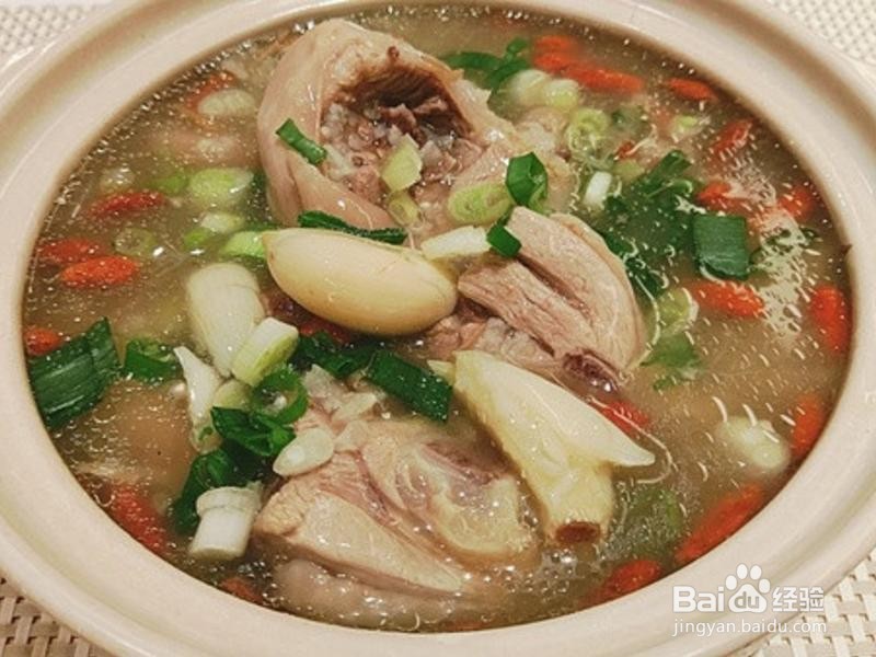 韩式风味人参糯米鸡汤