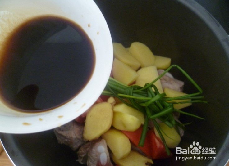 番茄炖排骨怎么做好吃