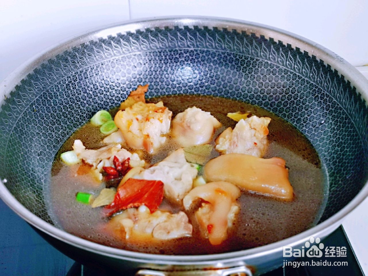 黄豆焖猪蹄的做法