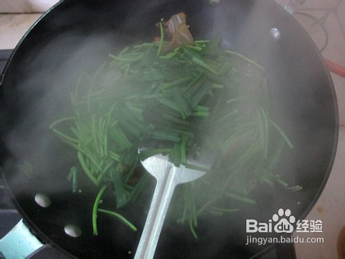 藜蒿炒腊肉