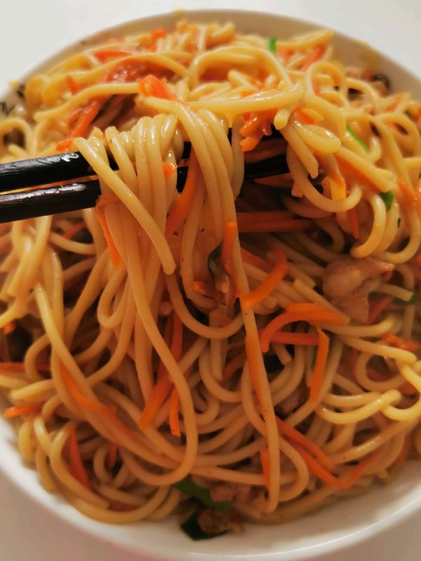 醬香肉絲意大利麵