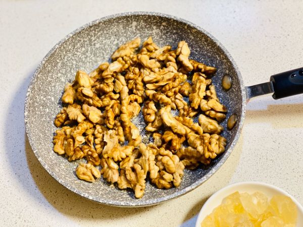 焦糖琥珀核桃仁