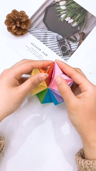 亲子手工玩具折纸怎么做