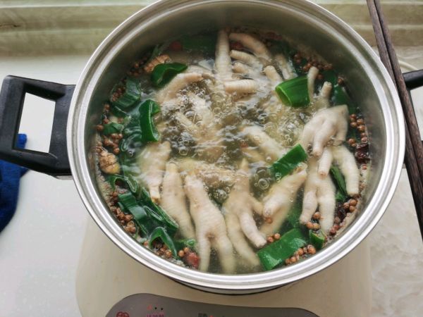 百香柠檬无骨凤爪