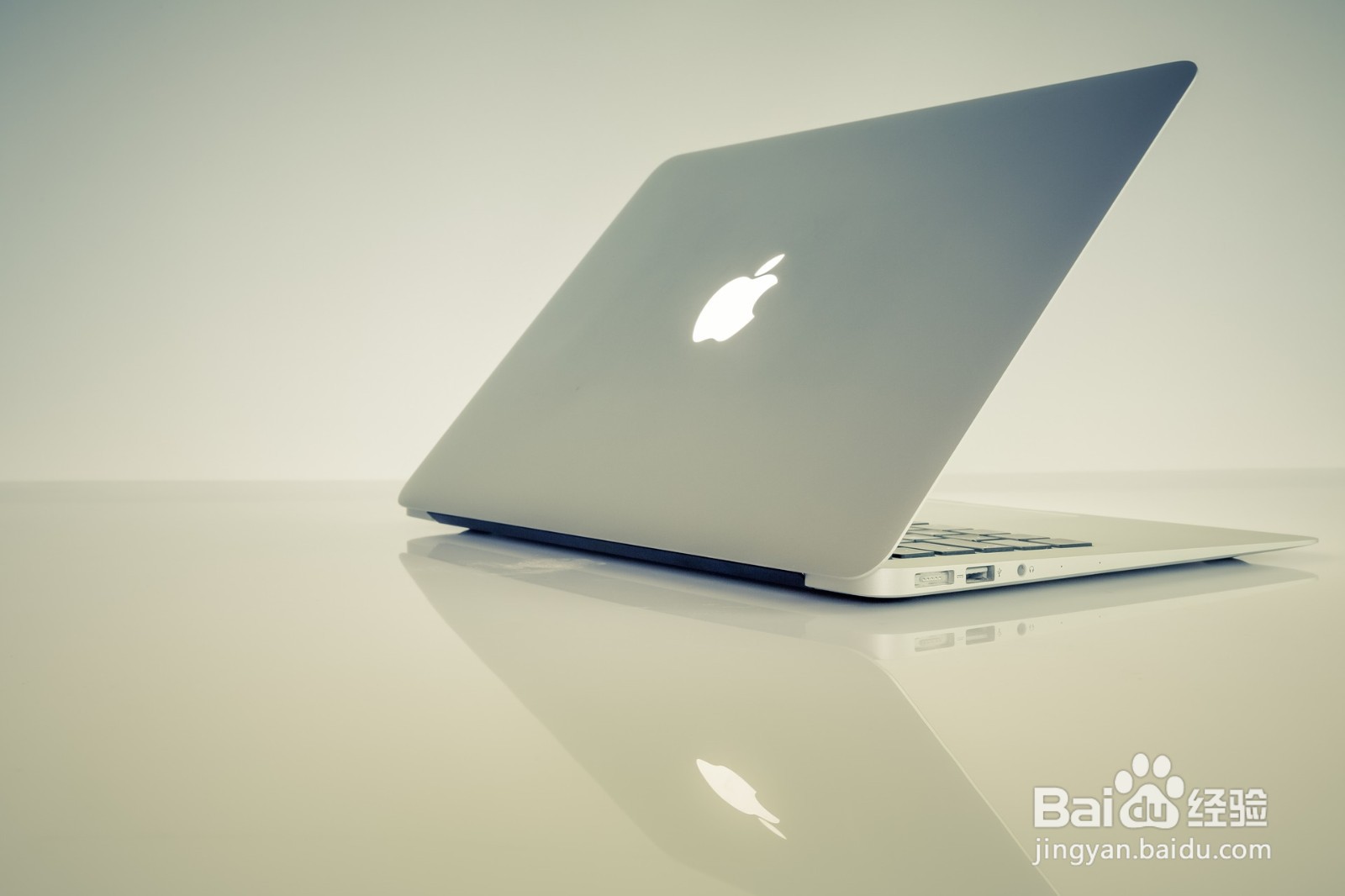 如何关闭MacBook的键盘背光?