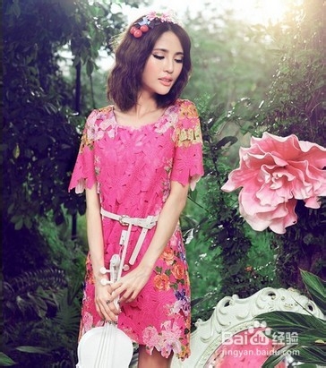 秋天用小A裙穿出显瘦身材