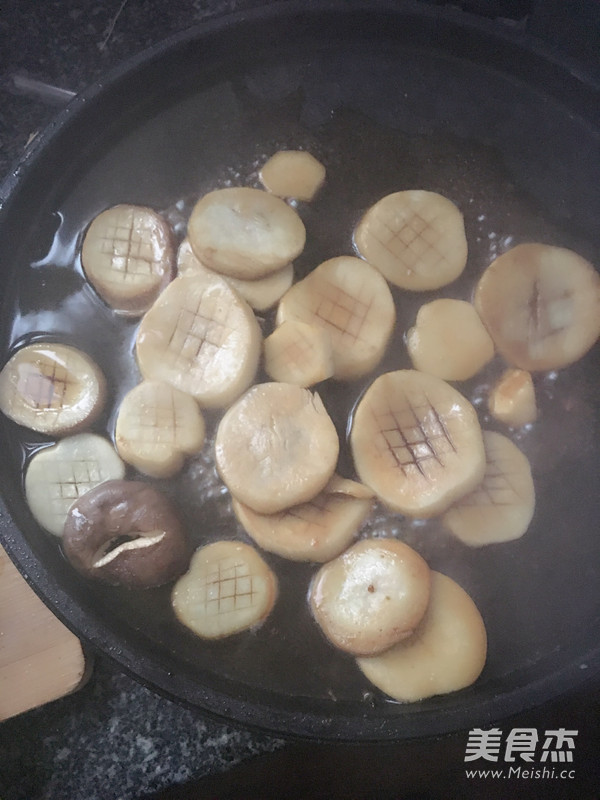 黑椒烧汁杏鲍菇