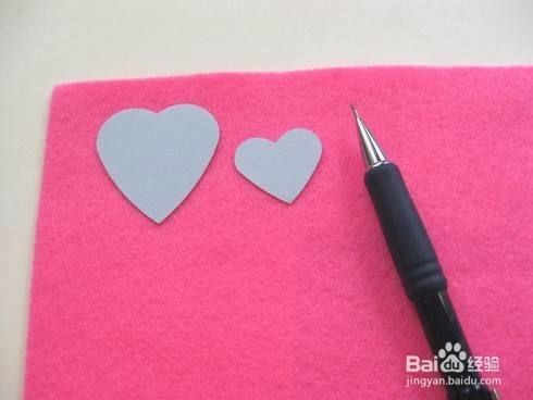 与孩子们一起制作美丽而容易的毛毡花