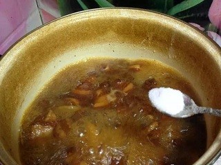 五花肉烧腐竹怎么做？