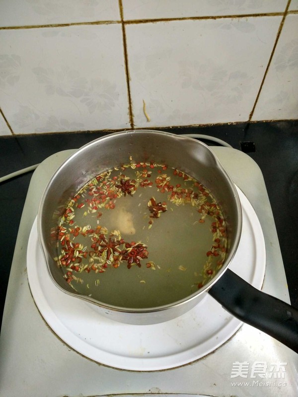 卤香鸡蛋的做法