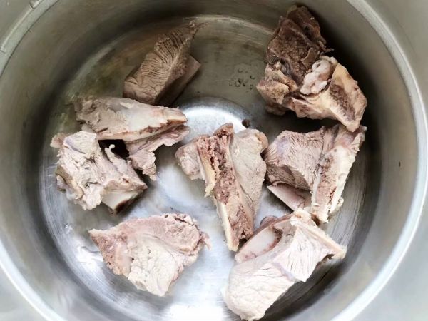 香菇黄豆腐竹烧排骨