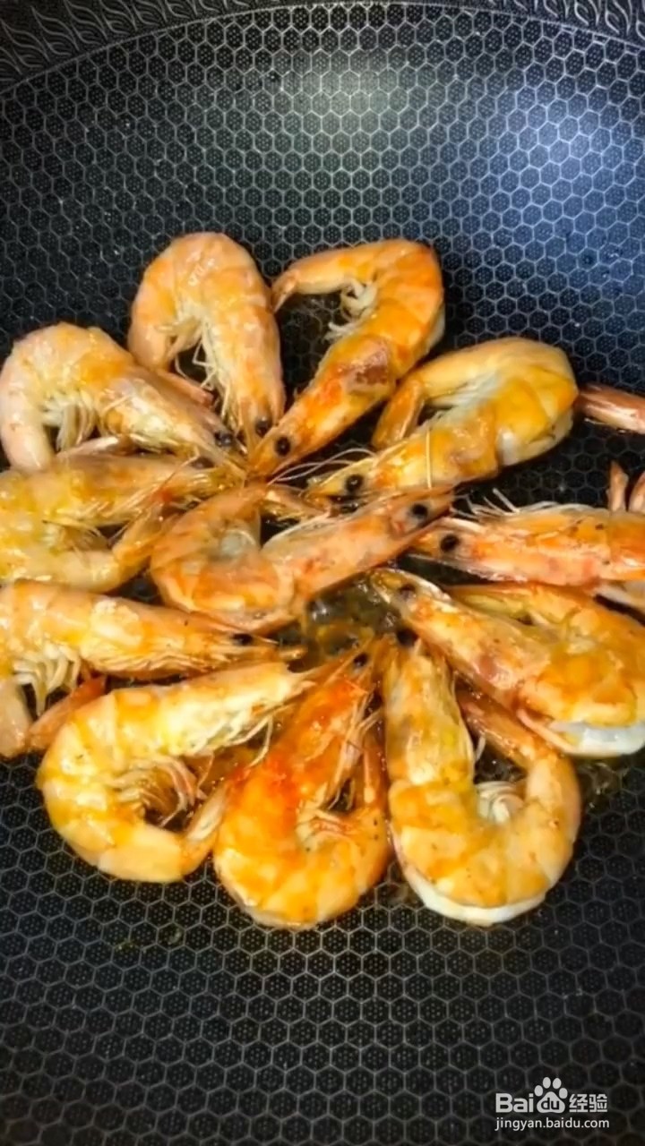 如何制作油焖大虾