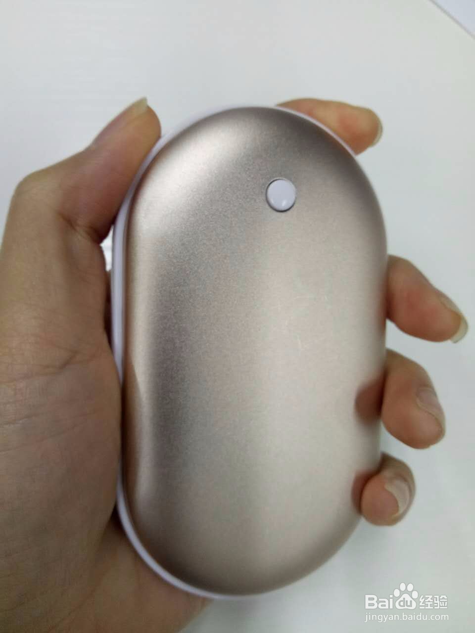 #首晒# 暖手暖宝宝作用的移动电源