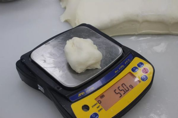 国民级彩色菠萝包配方收藏来学