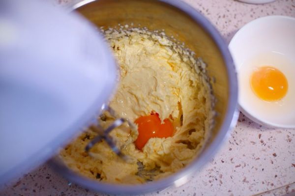 焦糖海盐玛芬盆栽蛋糕