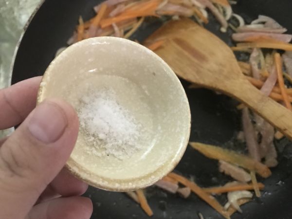 时蔬午餐肉炒面
