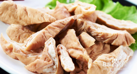 东北家常菜尖椒炒肥肠