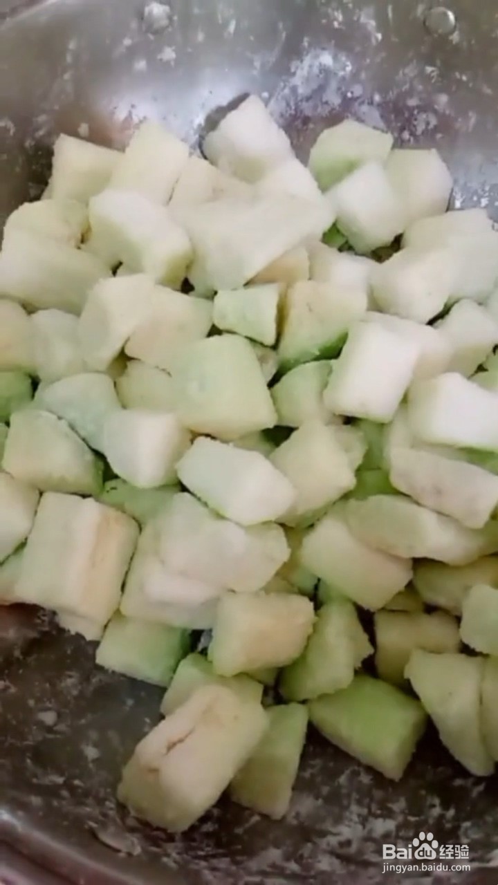 如何自制美味好吃的家常宫保茄子