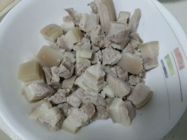 红烧五花肉鹌鹑蛋