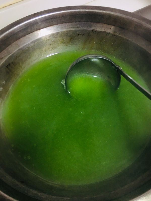 香兰叶马蹄千层糕