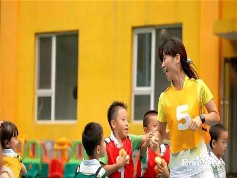 幼儿园回应幼儿眼睛受伤 怎样选择幼儿园