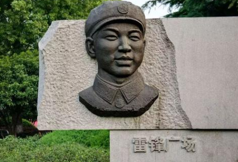 大多少岁叫叔叔