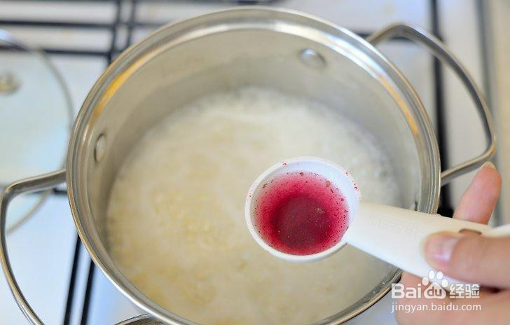 制作红花饭布丁