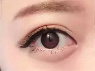 男人都爱女朋友这样化妆，终于知道原因了！