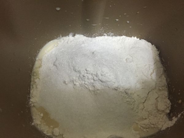 葱香肉松面包卷