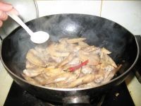 教你怎么制作入味的酱鸡翅尖