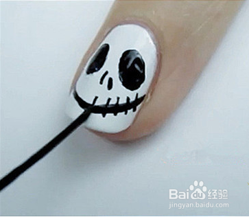 风骷髅头美甲教程
