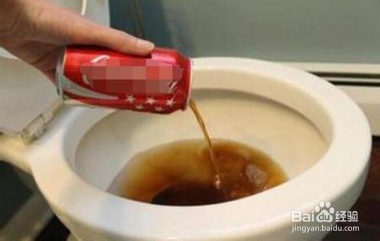 马桶水垢的黄边怎么清除