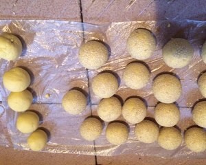 南瓜空心芝麻球